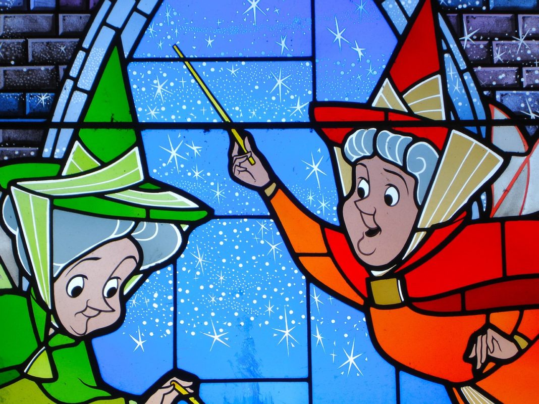 fairy-tale-1788212_1280 Disney окончателно взе Fox, Netflix да му мисли