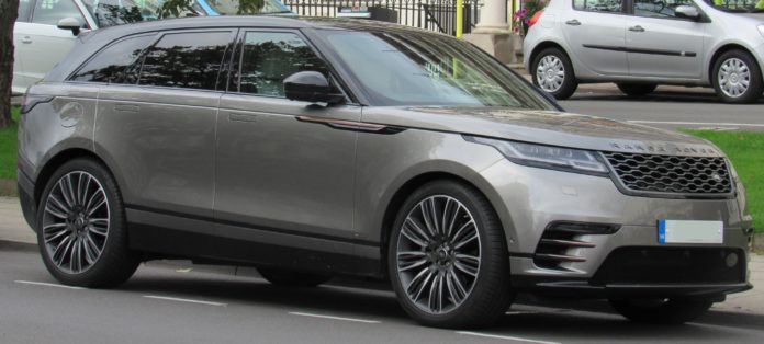 2017_Land_Rover_Range_Rover_Velar_First_Edition_D3_3.0_Front Собствениците на Land Rover ще получават криптомонети в замяна на данни