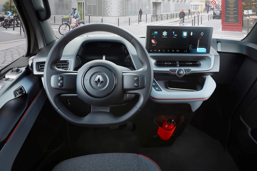 RENAULT EZ-FLEX: иновативен експеримент с цел по-добро разбиране на градските куриерски услуги