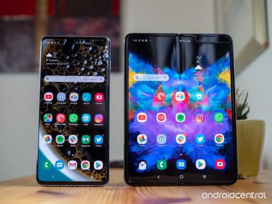 Мненията на медиите и критиците за смартфона Galaxy Fold