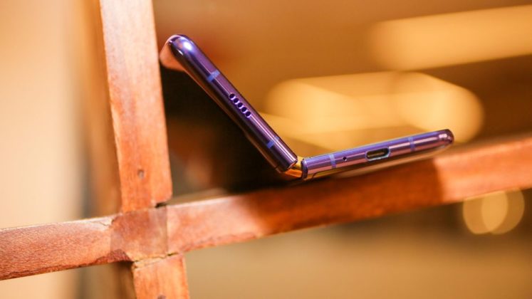 Мненията на медиите и критиците за смартфона Galaxy Fold