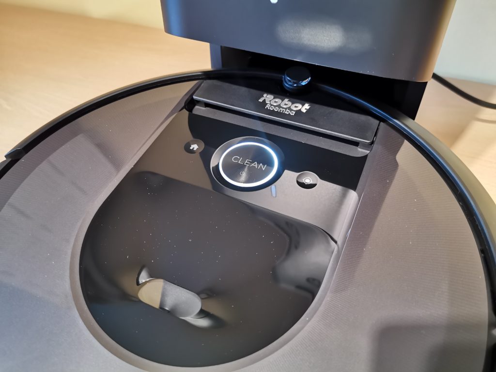 iRobot Roomba i7+ е следващото ниво при роботите за почистване