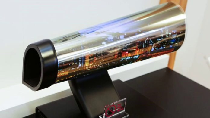 Poster-like-Roll-up-TVS Дисплеите в смартфоните на LG няма да се сгъват, а ще се навиват