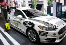 Шефът на Ford: Надценихме самоуправляващите се коли