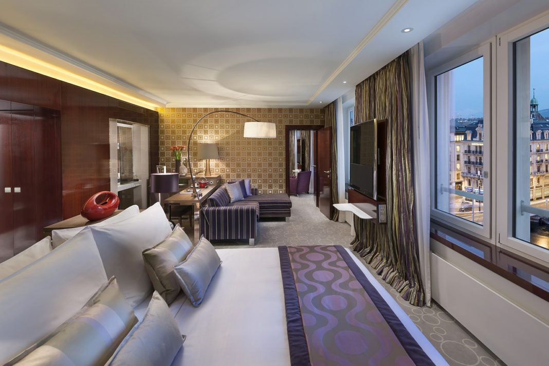 hotel-595121_1280 Symantec: 70 процента от хотелите губят потребителски данни