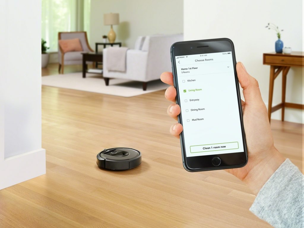 iRobot Roomba i7+ е следващото ниво при роботите за почистване