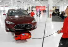 Илън Мъск: миналата година изхарчих по Tesla повече, отколкото спечелих