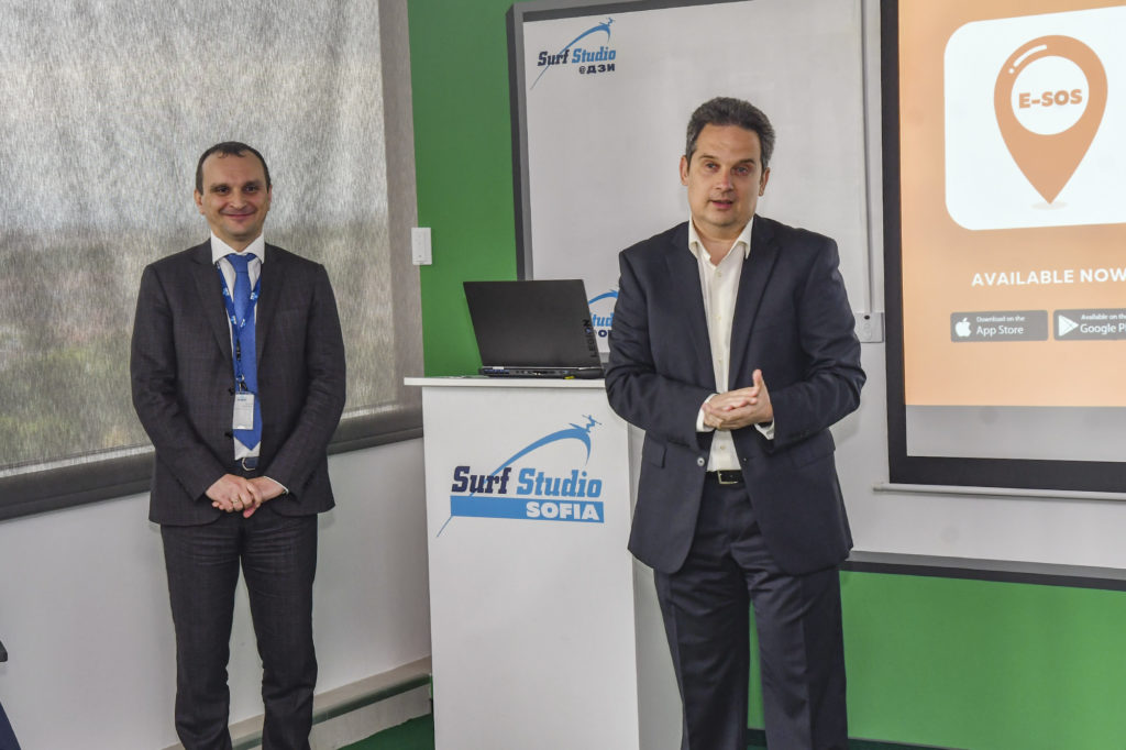 ОББ и ДЗИ отварят лаборатория за иновации SurfStudio