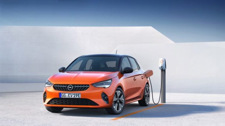 Официален анонс на серийния електромобил Opel Corsa-e