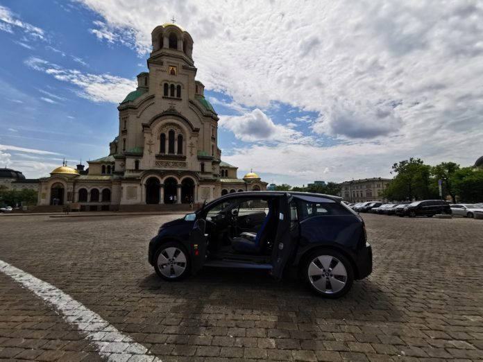 IMG_20190619_112331 15 автомобила BMW i3s се добавят в автопарка на услугата за споделена мобилност SPARK