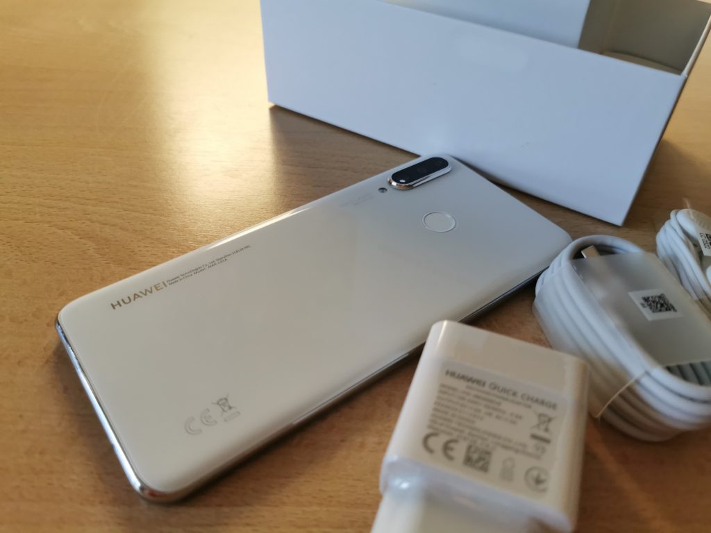 Huawei P30 Lite – атрактивен дизайн, отлична камера, достъпна цена