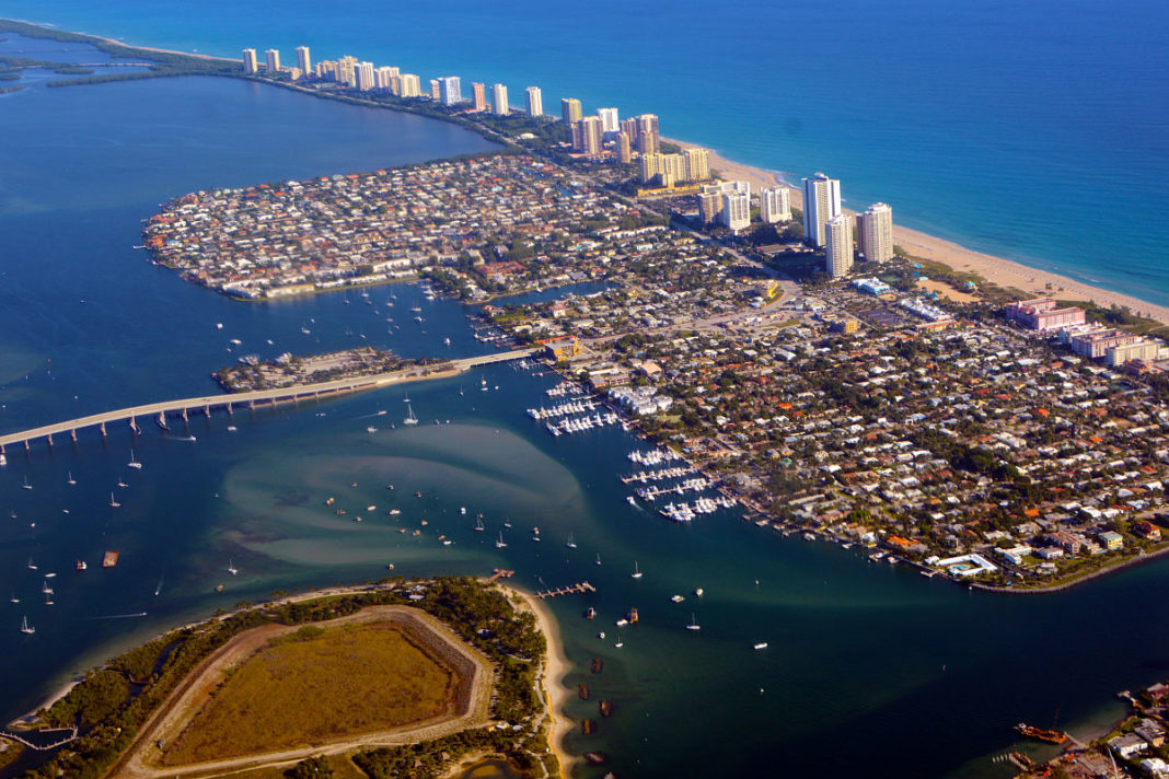 Palm_Beach_Shores_Florida_photo_D_Ramey_Logan Американски град плати откуп след рансъмуер атака
