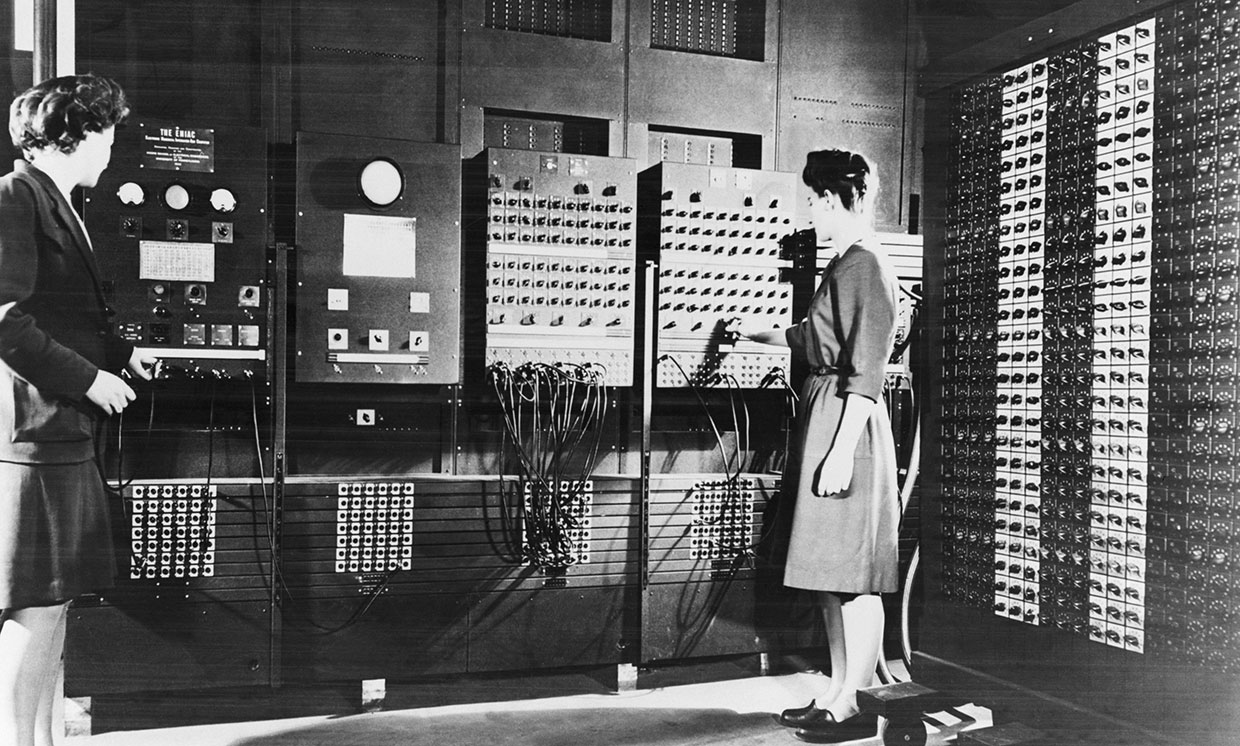 Неразказаната история за компютрите: как жените програмират първия ENIAC