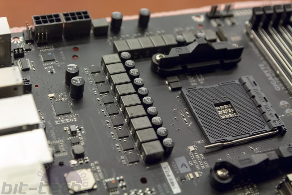 Gigabyte показа X570 дъна и PCIe 4.0 SSD, които подготвя за пазара