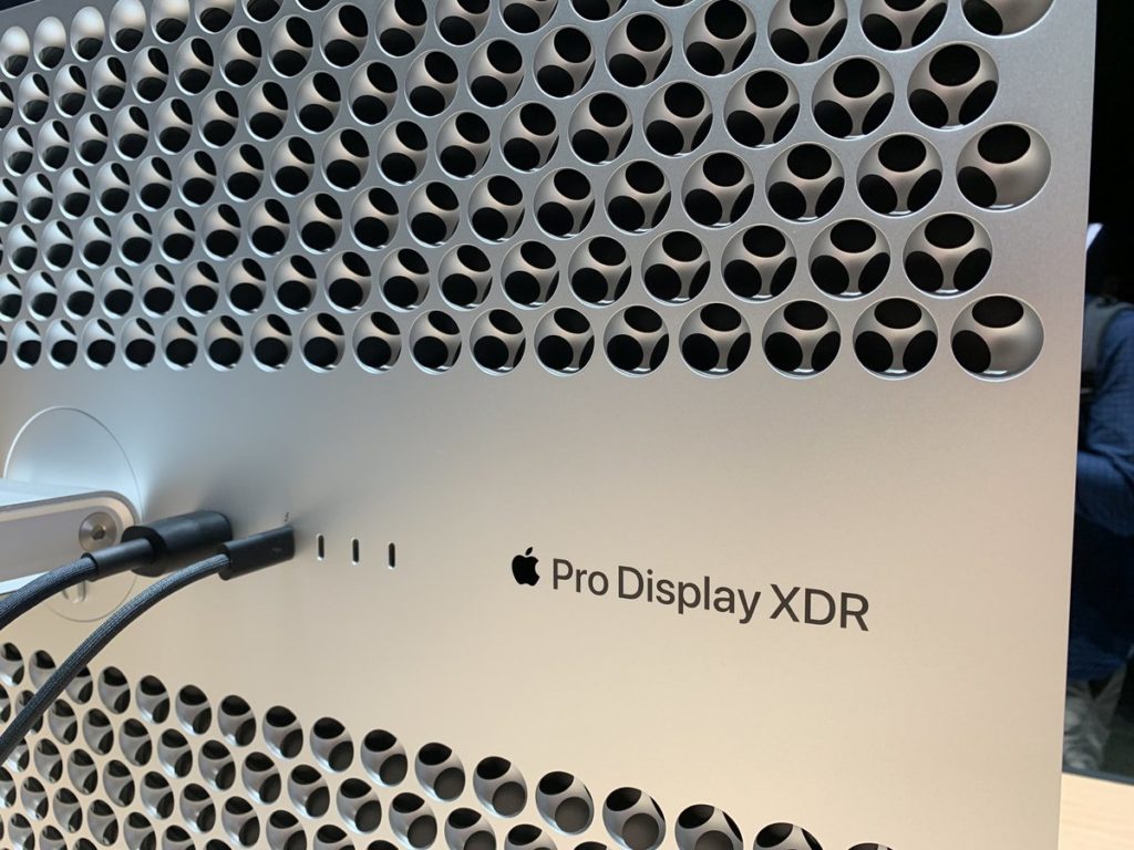 Първи впечатления от новия Apple Pro XDR дисплей за 00 – струва ли си?