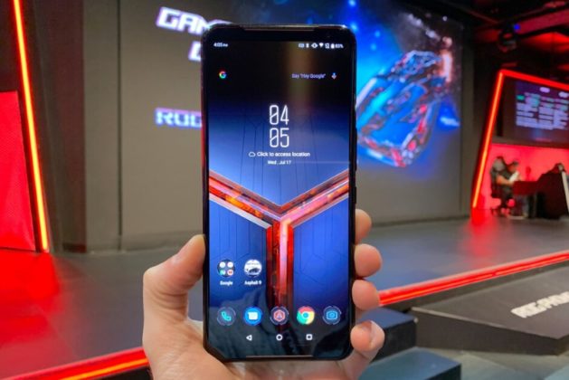 ASUS ROG Phone II: геймърски смартфон с въздушно охлаждане