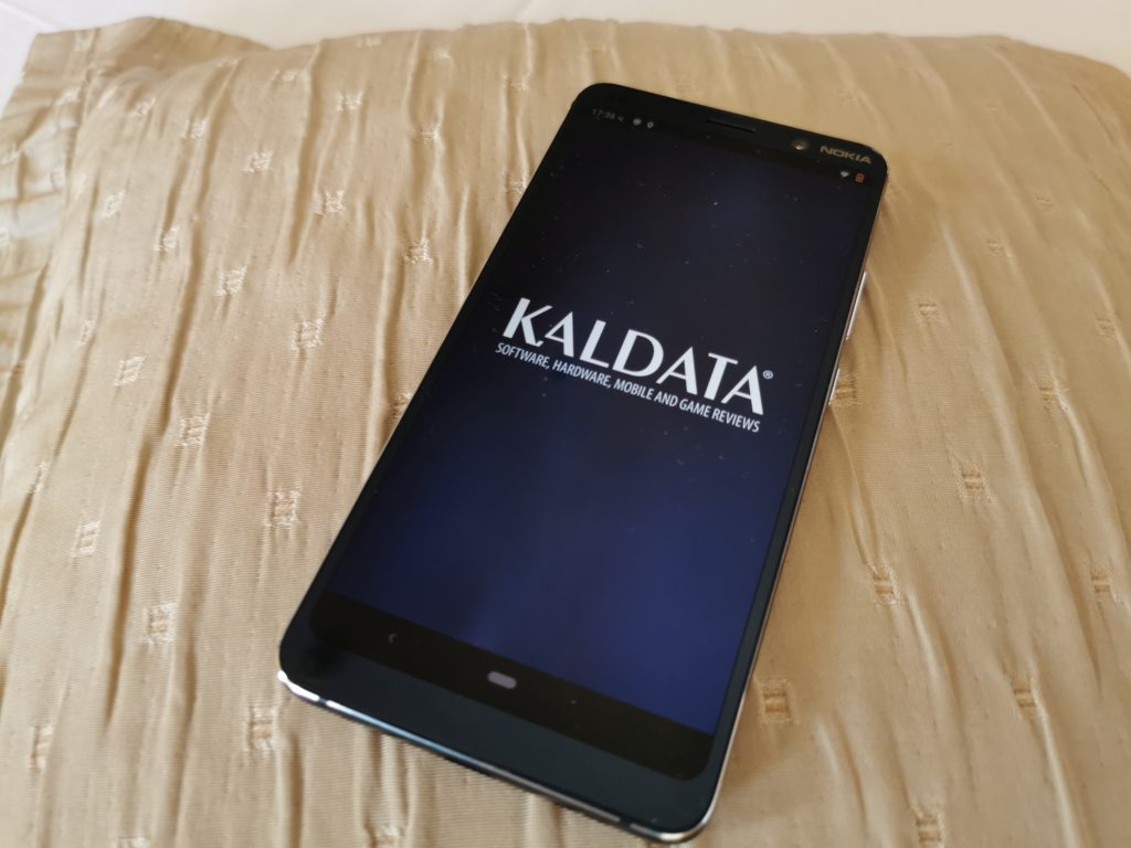 Ревю на флагманския смартфон Nokia 9 Pureview с най-необичайния набор от камери