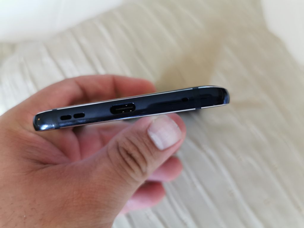 Ревю на флагманския смартфон Nokia 9 Pureview с най-необичайния набор от камери