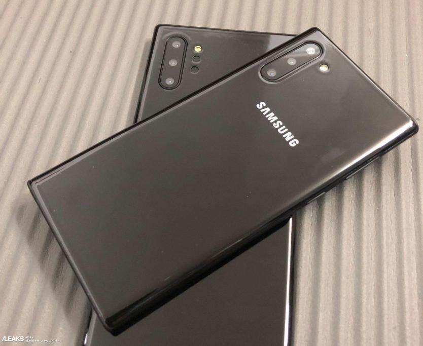 Изтекли снимки показват разликите между Galaxy Note 10 и Note 10+