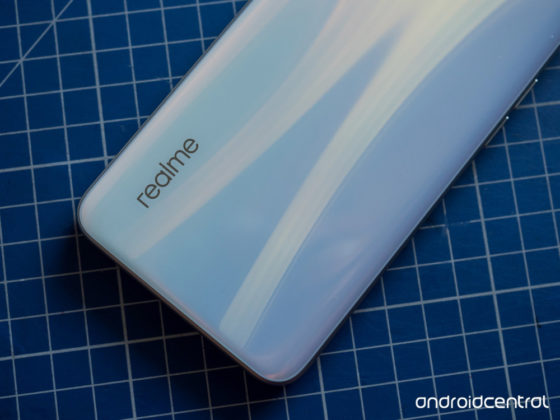 Realme XT е първият в света смартфон с 64 МР камера