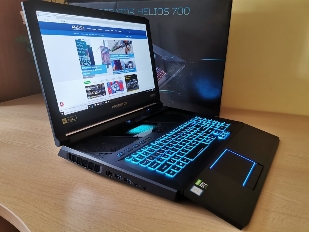 Ревю на геймърския лаптоп Acer Predator Helios 700 – с плъзгаща клавиатура и овърклок режим