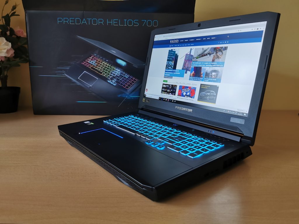 Ревю на геймърския лаптоп Acer Predator Helios 700 – с плъзгаща клавиатура и овърклок режим