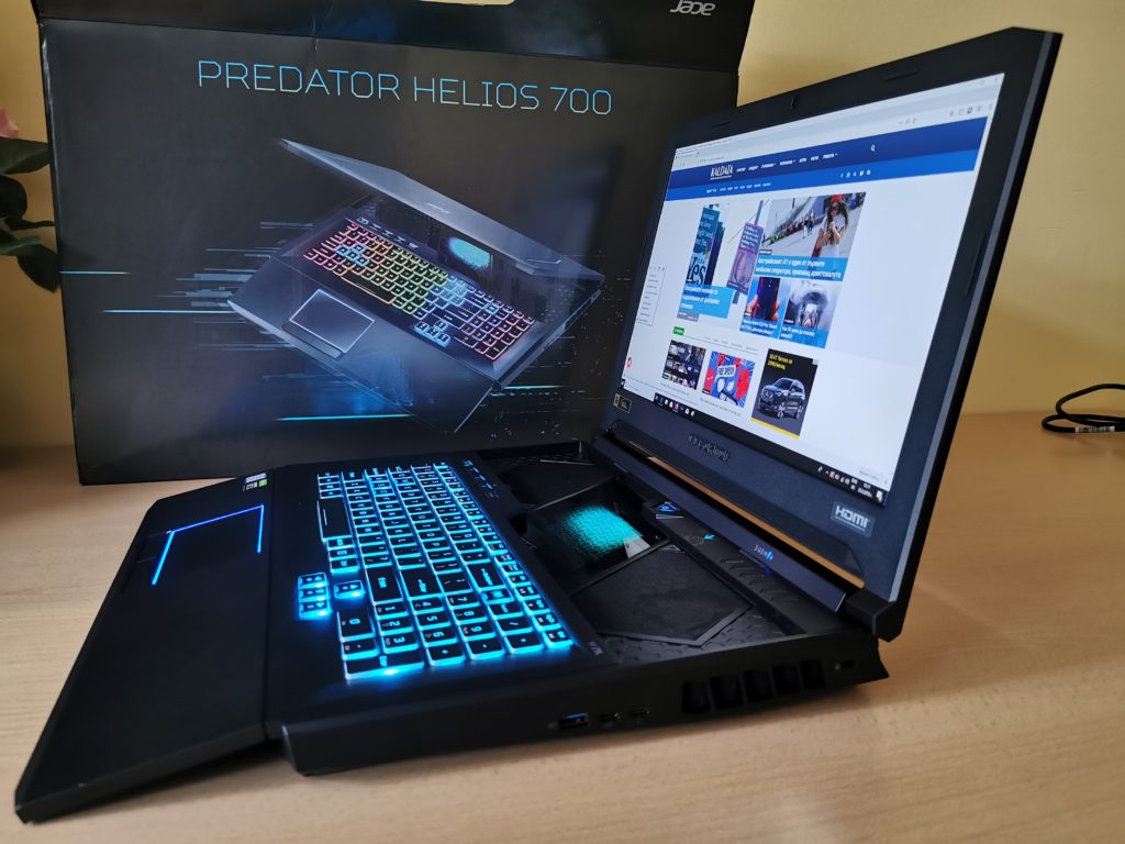 Ревю на геймърския лаптоп Acer Predator Helios 700 – с плъзгаща клавиатура и овърклок режим