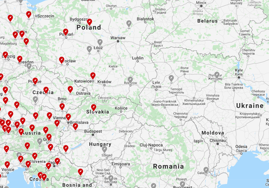 Все по-близо до България: Tesla започва продажбите на електромобили в Полша, Унгария, Румъния и Словения