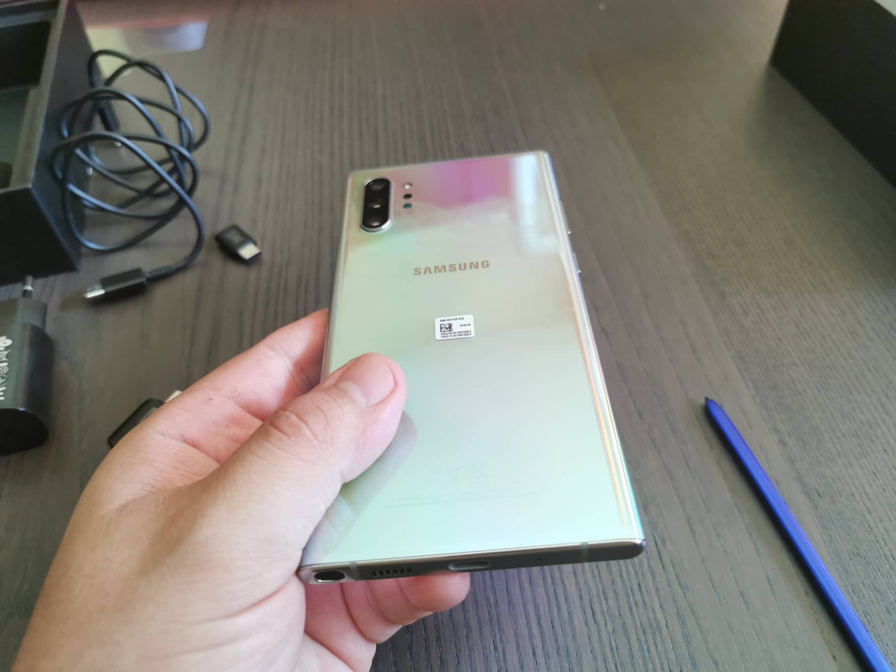 Ревю на Samsung Galaxy Note10 +: „въздушен“ стилус и огромен екран