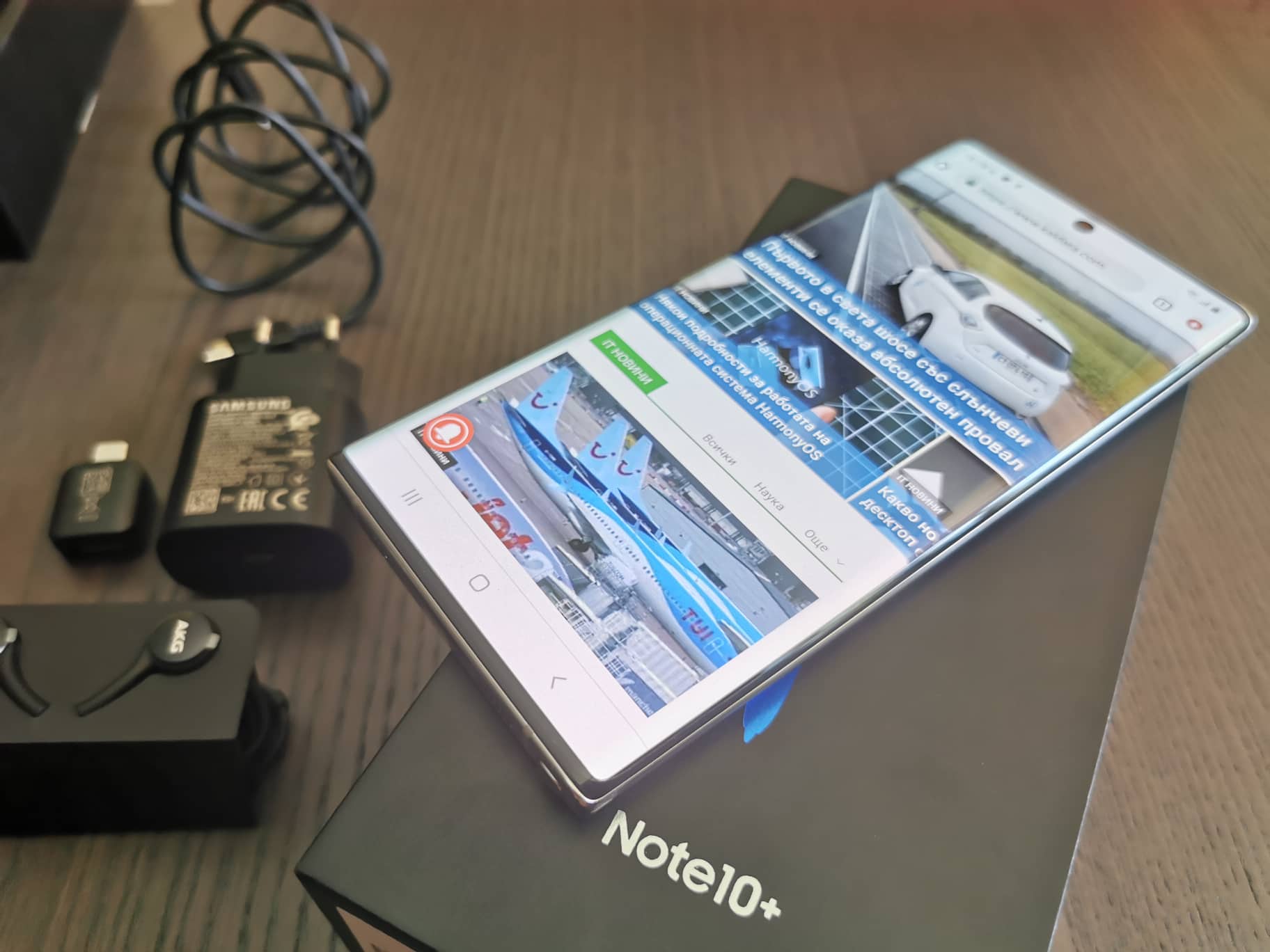 Ревю на Samsung Galaxy Note10 +: „въздушен“ стилус и огромен екран