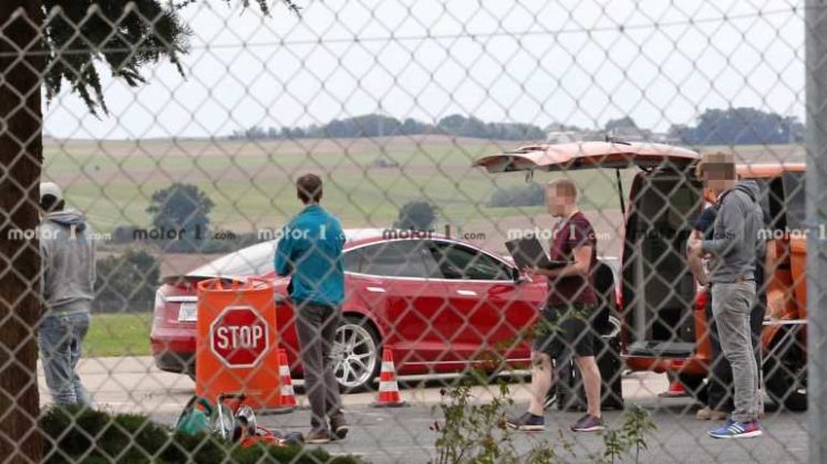Неофициално: Tesla Model S счупи рекорда на Porsche Taycan на пистата в Нюрбургринг