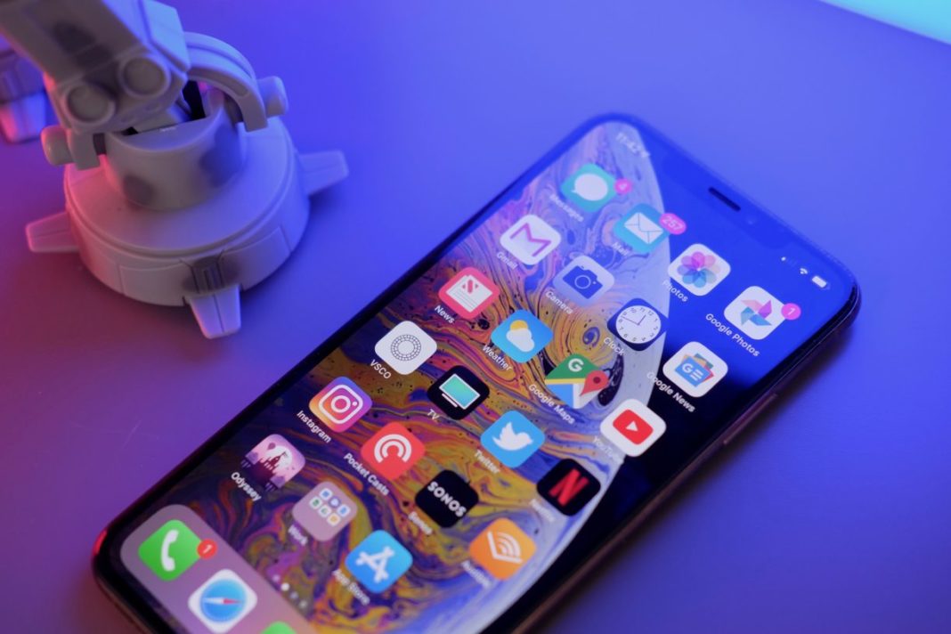Apple Project Zero Apple изрази недоволство срещу Google заради сплашване на потребителите на iPhone