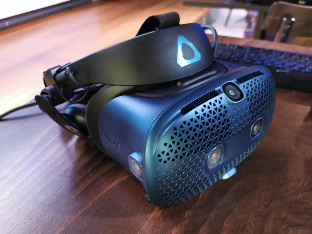 Новият шлем за виртуална реалност на HTC VIVE Cosmos официално е в България