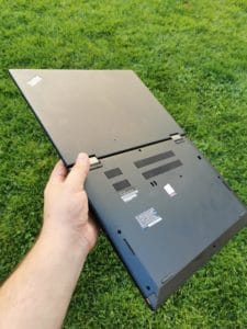 Ревю на Lenovo ThinkPad X390 Yoga – бизнес ноутбук-трансформър
