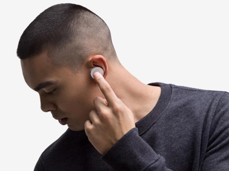 Microsoft Surface Earbuds: безжични слушалки с погасяне на шума и управление с жестове