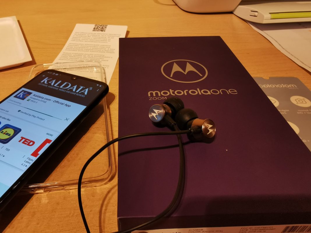Ревю на Motorola One Zoom с четири камери