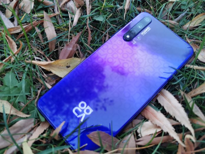 IMG_20191105_170711 Ревю на Huawei nova 5T – флагман с цена на среден клас смартфон