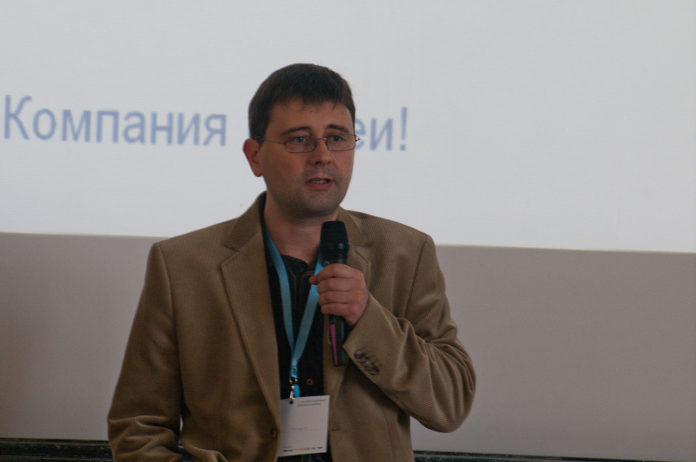 1280px-Dimitar_Ganchev_at_BG_Site_2010 Димитър Ганчев, Интернет общество – България: Няма шанс за български Google или Facebook с бюрокрация и наредби като Н-18