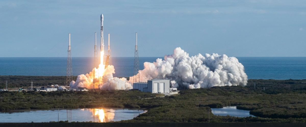 Вече можете да заплатите онлайн извеждането на сателит от SpaceX
