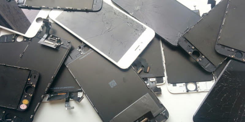 Apple ще може да глобява външните сервизни центрове за зле свършена работа