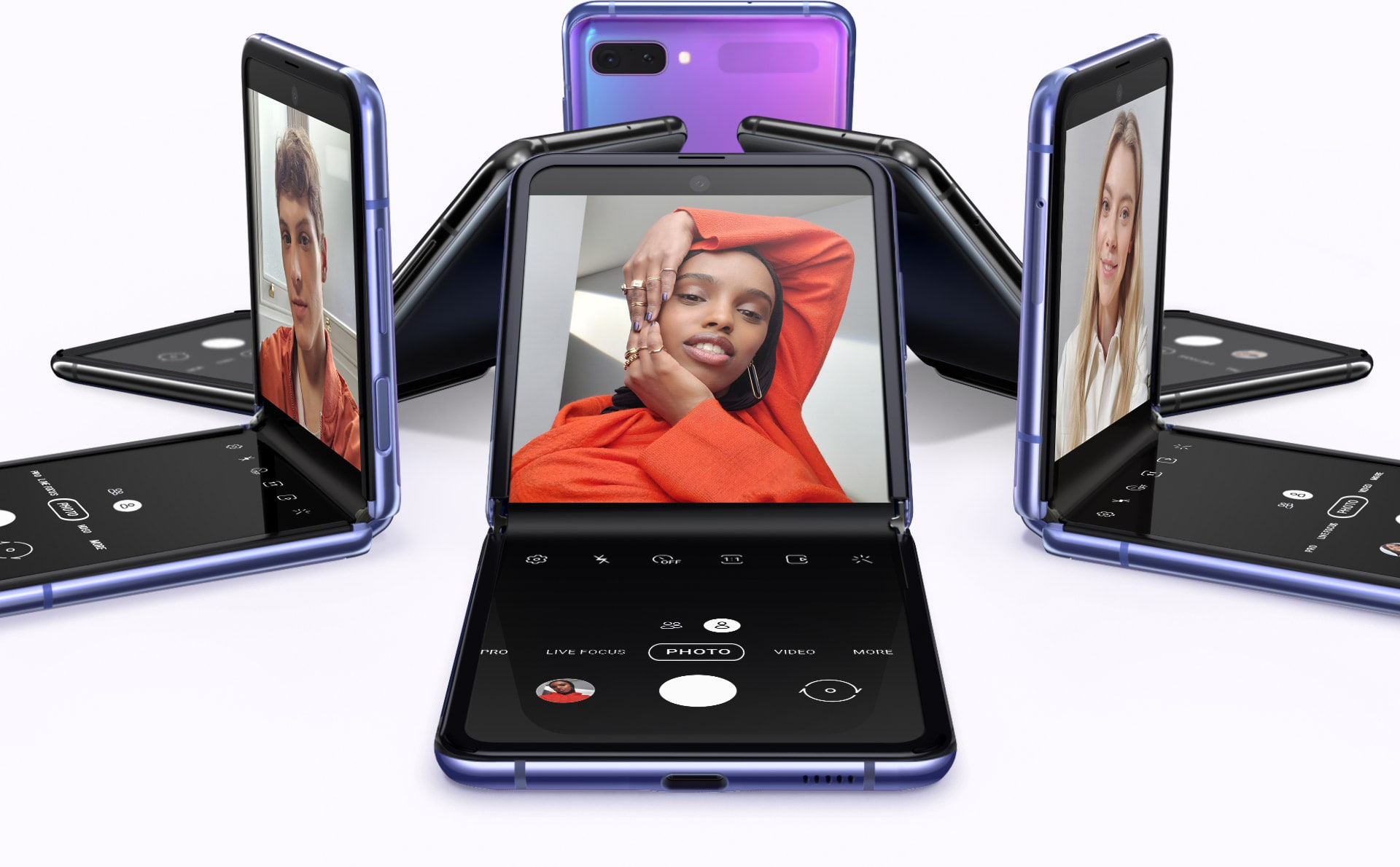 Официален анонс на сгъваемия смартфон Samsung Galaxy Z Flip с цена 80