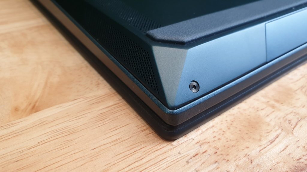 Ревю на ZenBook Duo (UX481) – два дисплея са повече от един