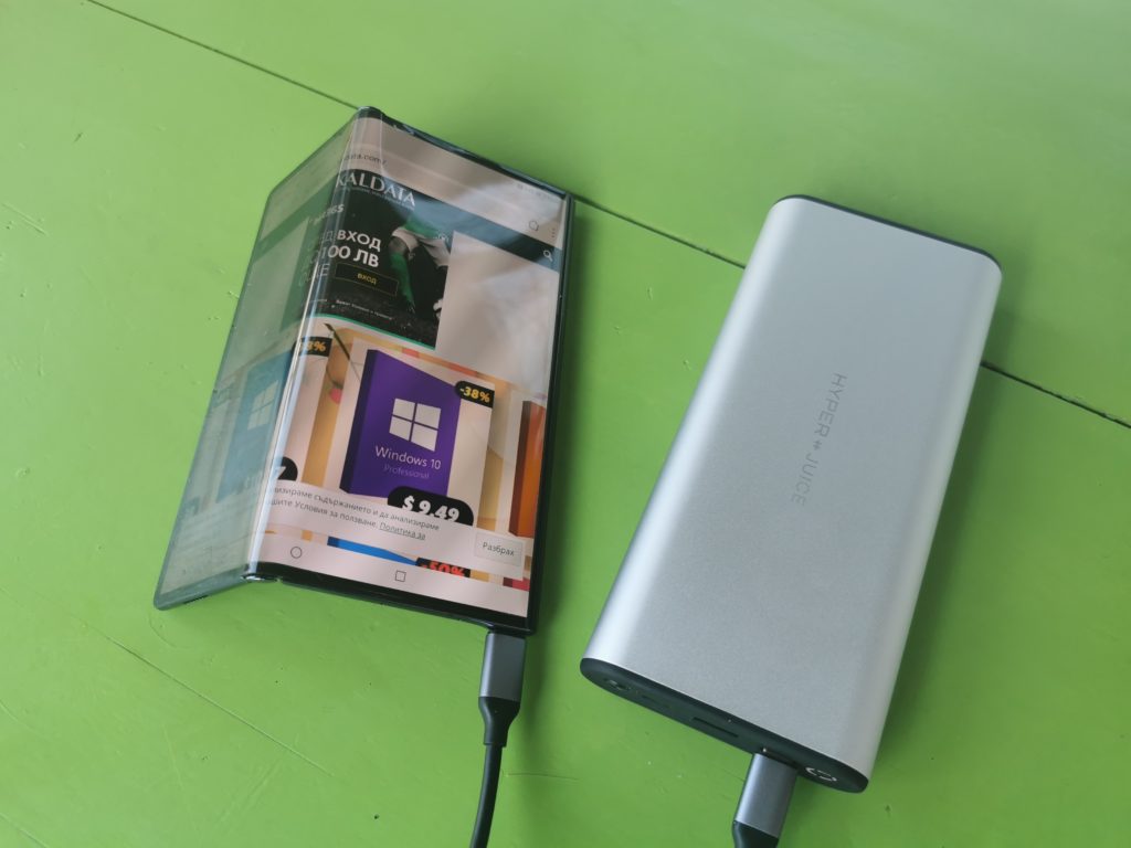 Ревю на Hyper HyperJuice 130W USB-C – най-мощната преносима батерия в света