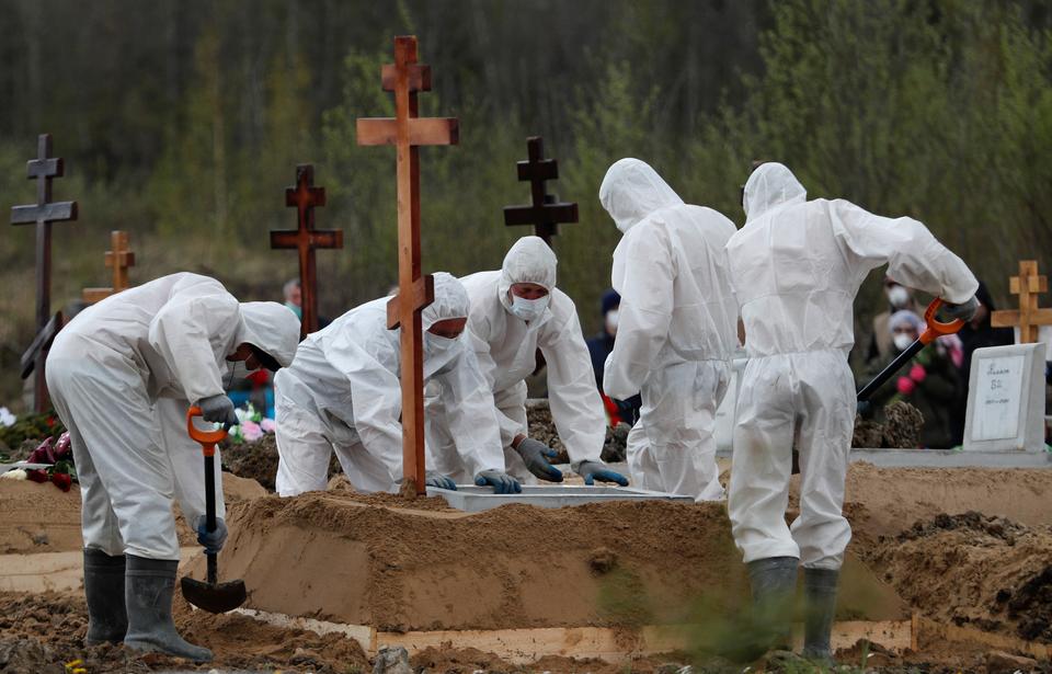 Тръмп заплаши да скъса отношенията на САЩ с Китай: COVID-19 към 15 май