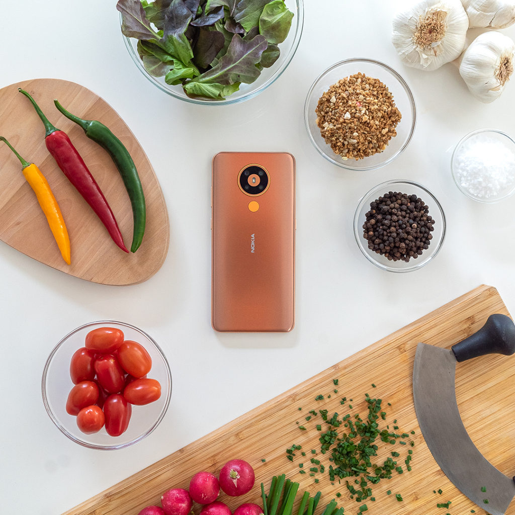 Nokia 5.3 вече е в България, разполага с няколко нововъведения за своя ценови клас