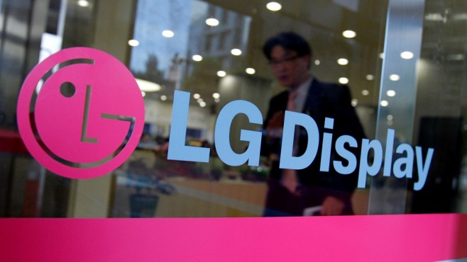 Загубите на LG Display продължават