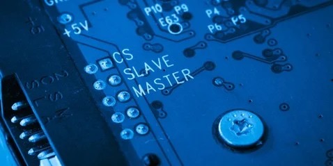 GitHub се отказва от използването на думата „master“ в своите основни директории