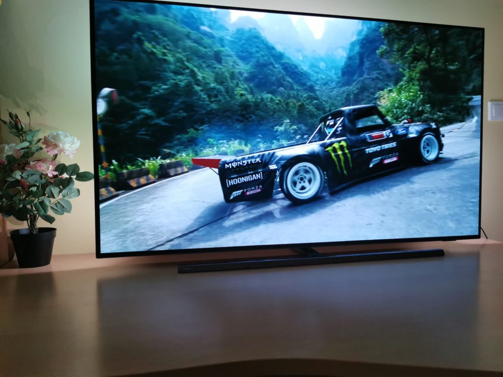 Philips 55OLED854 – чакан гост във всеки дом