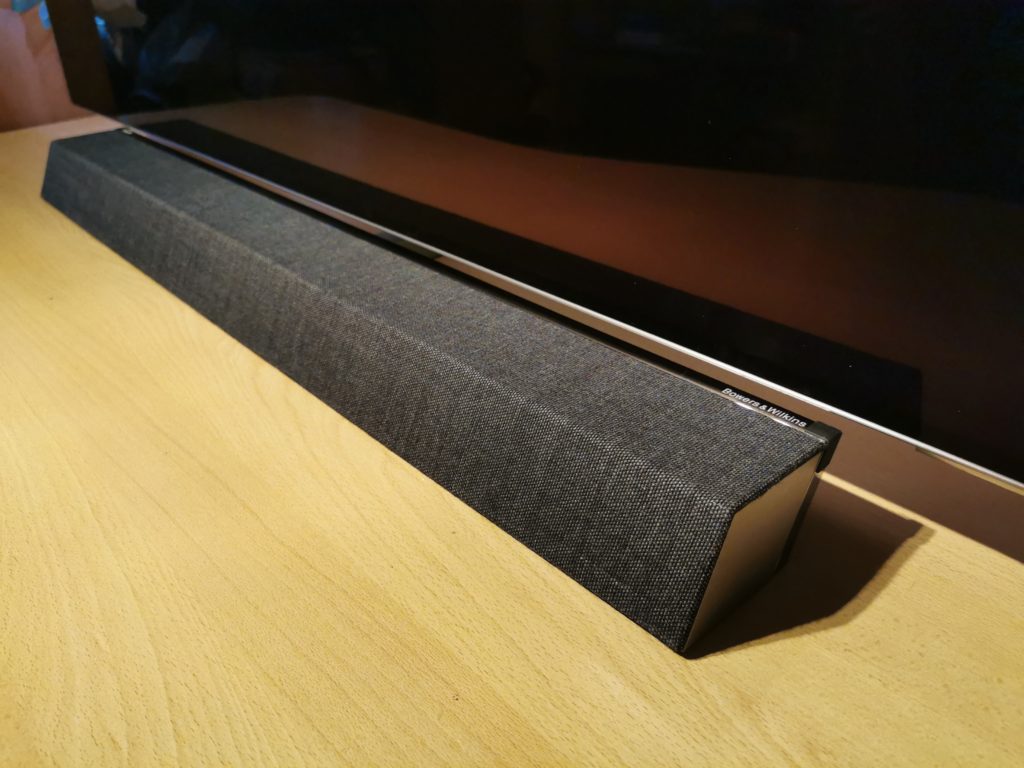 Ревю на Philips OLED+934 – впечатляваща комбинация от картина и звук