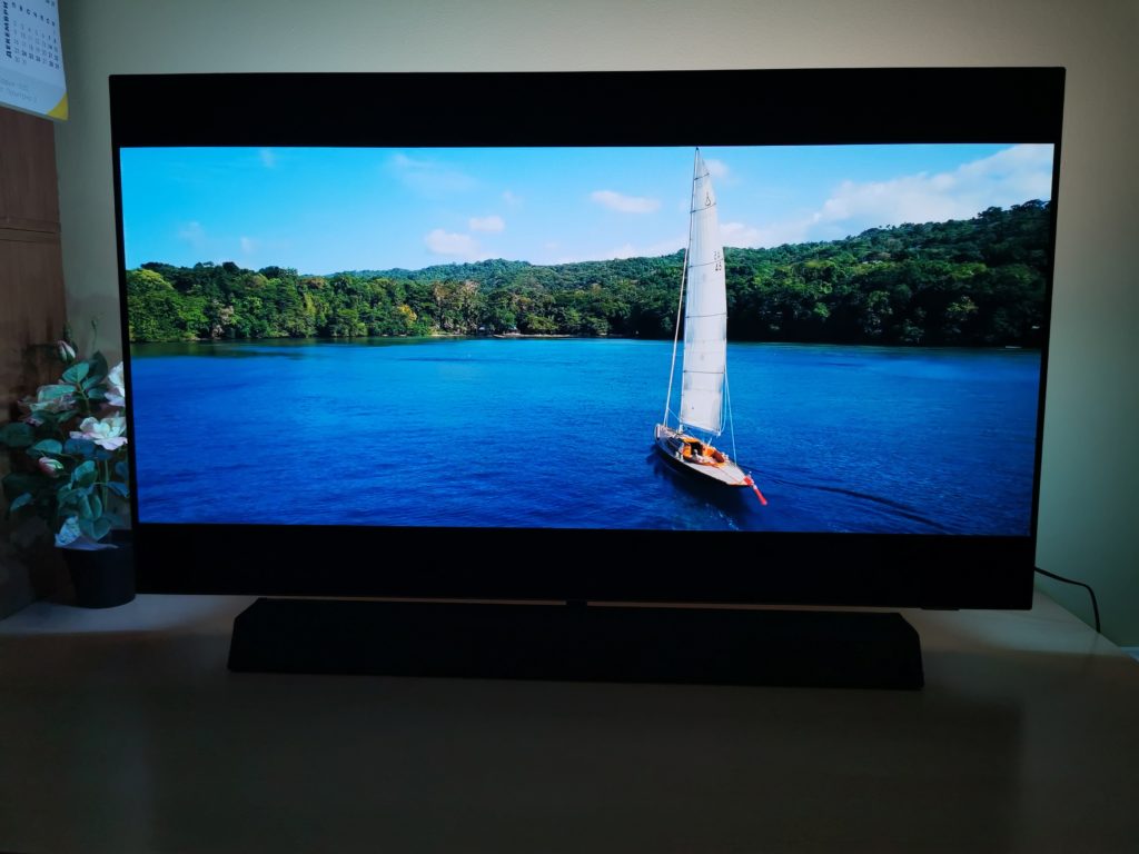 Ревю на Philips OLED+934 – впечатляваща комбинация от картина и звук